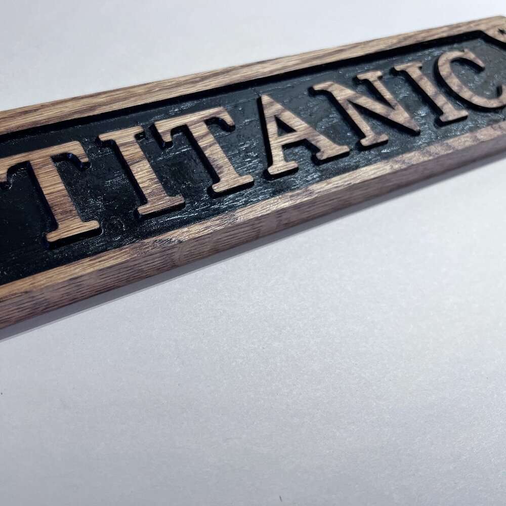 Brand New - 
Titanic Manufacture's Plate Replica - Solid Oak - Vintage Style